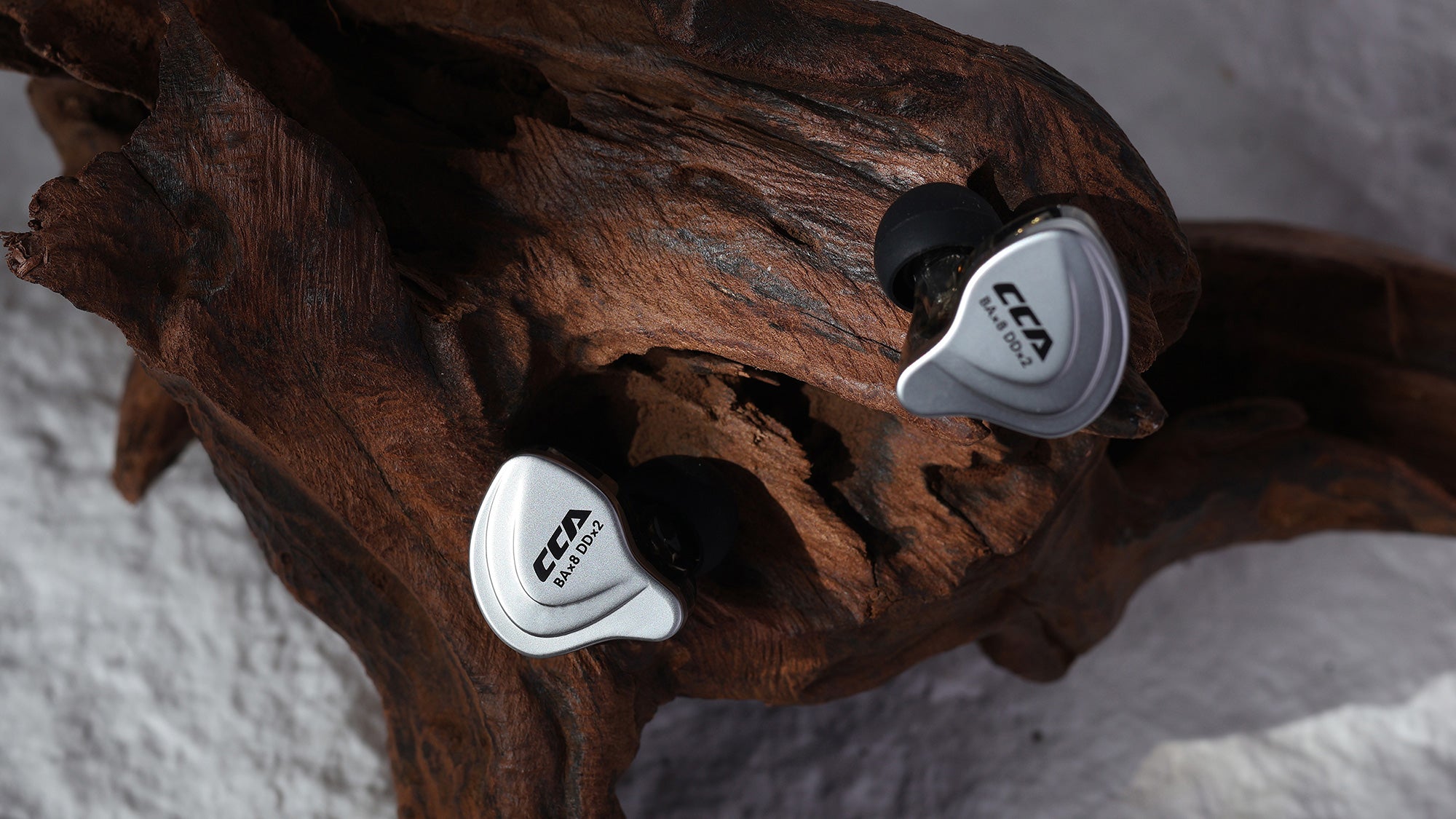 CCA C10 IEM, aluminum faceplate, translucent resin body