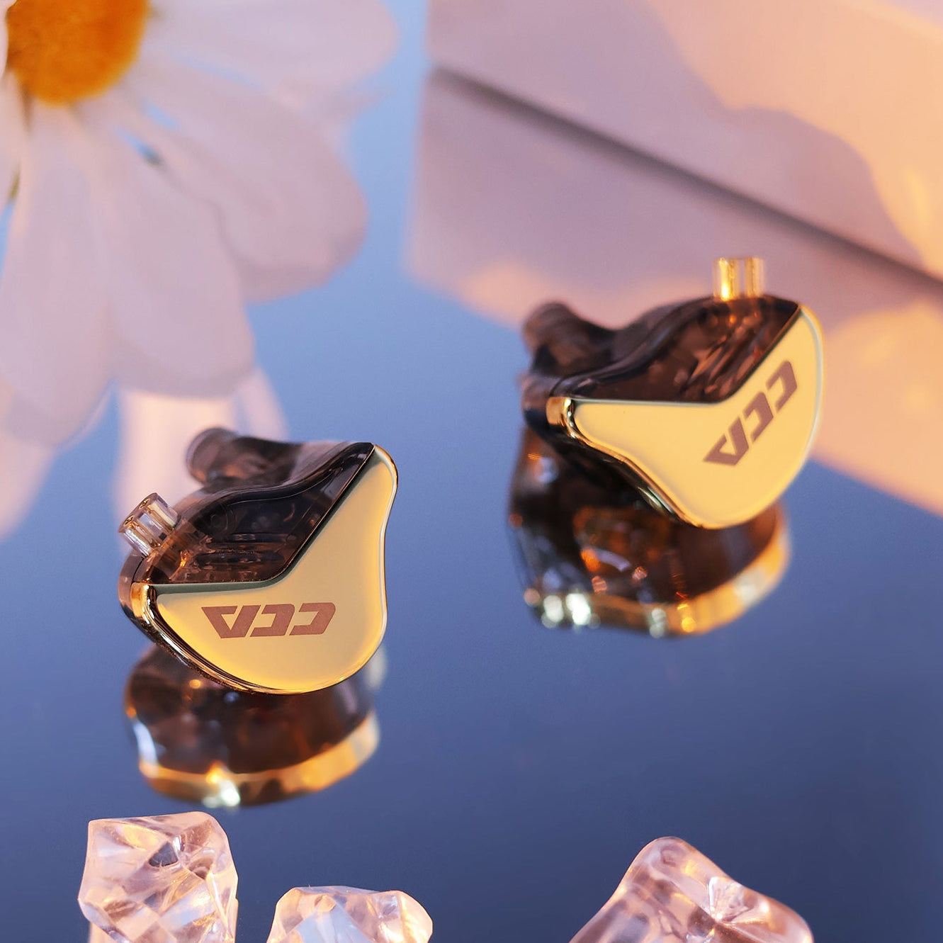 CCA CRA+ fashionable metal and resin IEM for audiophiles